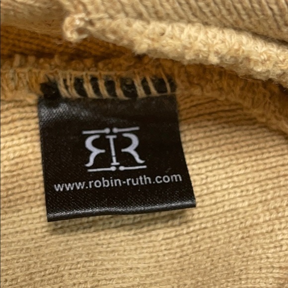 Robin Ruth knit Amsterdam pirate hat - Picture 5 of 7